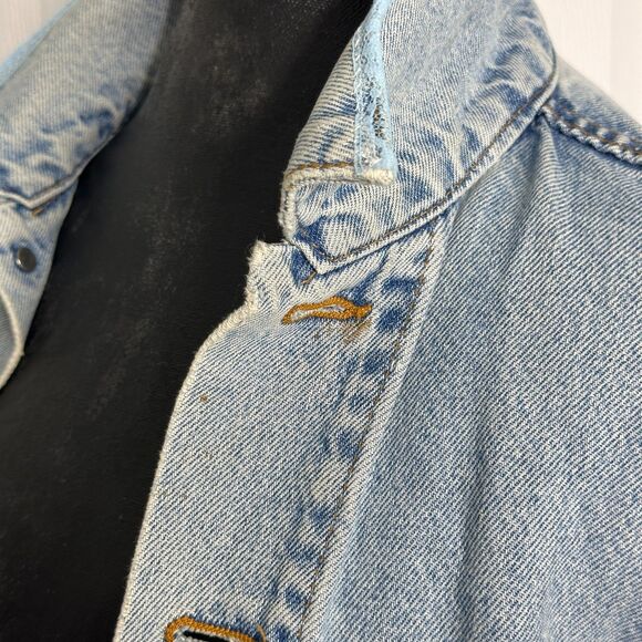 Levi’s 70516-0325 Vintage Denim Trucker Jacket Women's Medium Distressed Repair - Picture 10 of 14